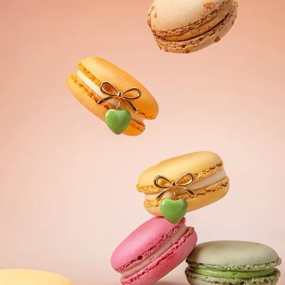 18k Gold Plated Bowknot Green Heart Drip Oil Earrings - Picture 6 of 8